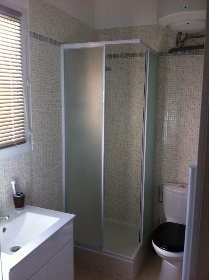 Les Cigales Des Pres Appartement Aups Exterior foto